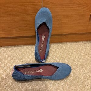 Rothy's The Round.  Blue. Size 9